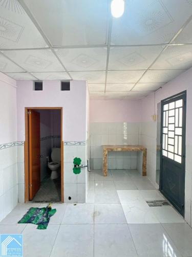 BÁN NHÀ - 2 MẶT TIỀN HẺM (trước - sau). Hẻm NHÀ NGHỈ 999 (N.V.Linh)