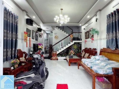 BÁN NHÀ - Hẻm “QUÁN NHẬU VỢ THẰNG BẠN”. P. An Hoà - NK (Đường Võ Văn Kiệt)