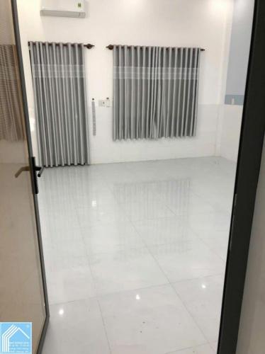 Bán nhà 1 trệt 1 lầu. đg A4 khu phú An. Lộ giới 28 m vỉa hè 6 m. Phường Hưng Phú cái răng TPCT 