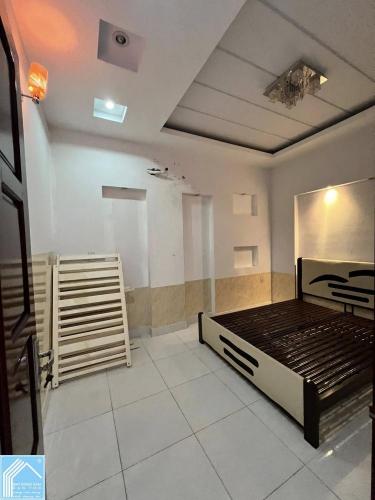 Bán nhà 1 trệt 1 lầu đường số 44 KDC 586, Phường Hưng Phú, TP CẦN THƠ 