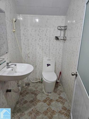 BÁN NHÀ 1 TRỆT 1 LẦU ĐƯỜNG SỐ 56 KDC 586, CẦN THƠ. LH 0942.495.498 Phương