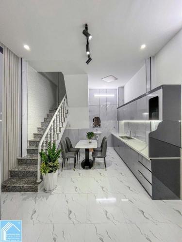 Bán nhà 1 trệt 1 lầu kdc Thới Nhựt 1