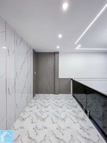 BÁN NHÀ 1 TRỆT 1 LỮNG đẹp (gần Chợ Bà Bộ). Trục chính Hẻm xe hơi tới nhà