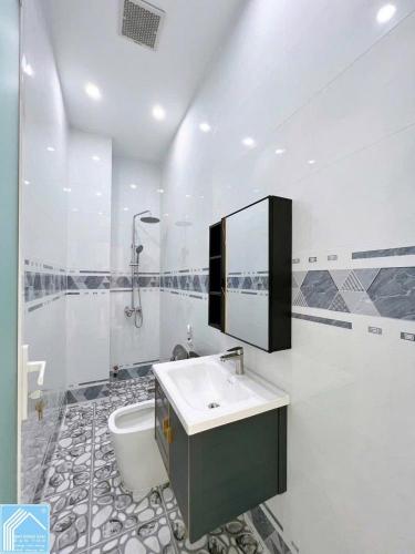 BÁN NHÀ 1 TRỆT 1 LỬNG MẶT TIỀN KDC BÌNH NHỰT 12Ha8 CÁCH SIÊU THỊ AEON MAIL 