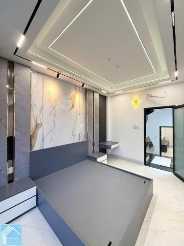 Bán nhà 1 Trệt 2 Lầu - full nội thất - Hoàn Công - Đường D14, KDC Hồng Loan 6A  