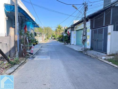 Bán Nhà 1 Trệt 2 Lầu 2 Mặt tiền đường Lê Hồng Nhi - Thông Bờ kè Sông Cái Răng, P.Cái Răng