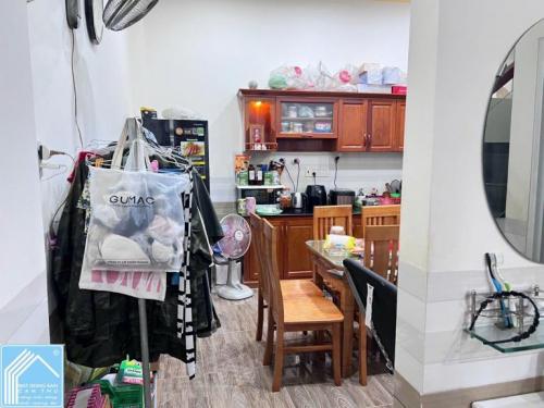 Bán Nhà 1 Trệt 2 Lầu 2 Mặt tiền đường Lê Hồng Nhi - Thông Bờ kè Sông Cái Răng, P.Cái Răng