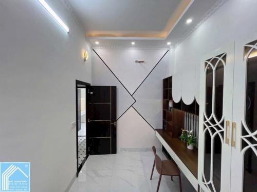 Bán Nhà 1 Trệt 2 Lầu Cách Trục chính Liên tổ 12-20 đường Nguyễn Văn Cừ 30m, P.Tân An