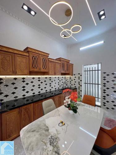 Bán Nhà 1 Trệt 2 Lầu Cách Trục chính Liên tổ 12-20 đường Nguyễn Văn Cừ 30m, P.Tân An