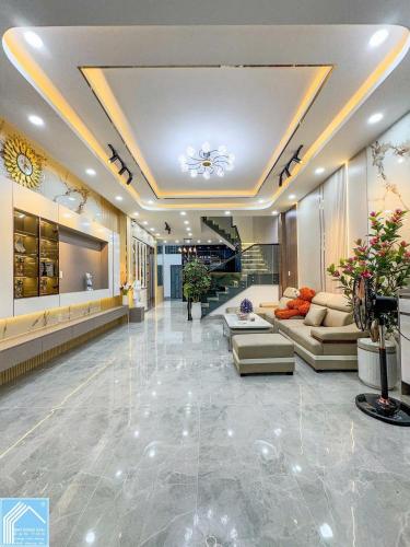 Bán Nhà 1 Trệt 2 Lầu Đầu Đường D7 sát trục chính D1 KDC Hồng Loan, P.Cái Răng, TP.Cần Thơ
