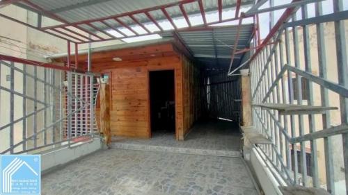 Bán Nhà 1 Trệt 2 Lầu đầu hẻm 558 đường 30/4 - Đối diện trường Cao đẳng cần thơ