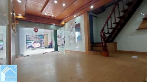 Bán Nhà 1 Trệt 2 Lầu đầu hẻm 558 đường 30/4 - Đối diện trường Cao đẳng cần thơ