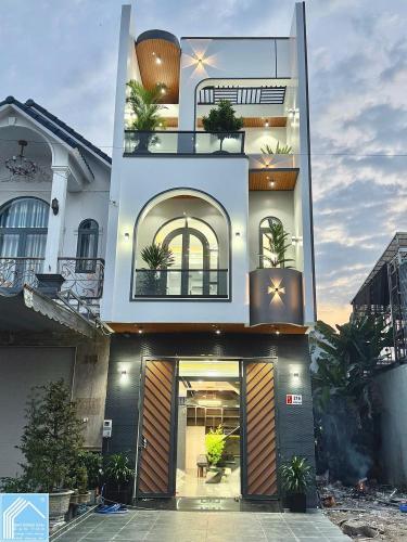 Bán Nhà 1 Trệt 2 Lầu Đường D25 KDC Hồng Loan song song trục chính Trần Hoàng Na, P.Cái Răng