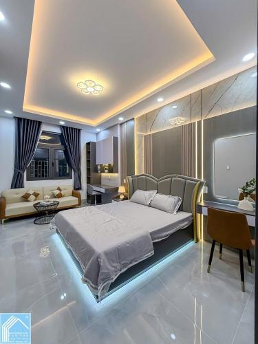 Bán Nhà 1 Trệt 2 Lầu đường D4 KDC Hồng Loan Cần Thơ - Gần Trục chính Trần Hoàng Na