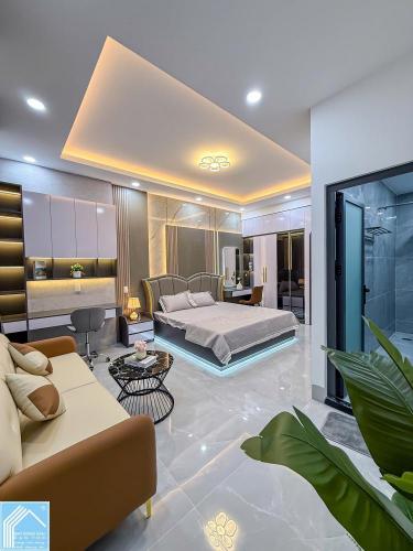 Bán Nhà 1 Trệt 2 Lầu đường D4 KDC Hồng Loan Cần Thơ - Gần Trục chính Trần Hoàng Na