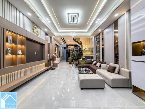 Bán Nhà 1 Trệt 2 Lầu đường D4 KDC Hồng Loan Cần Thơ - Gần Trục chính Trần Hoàng Na