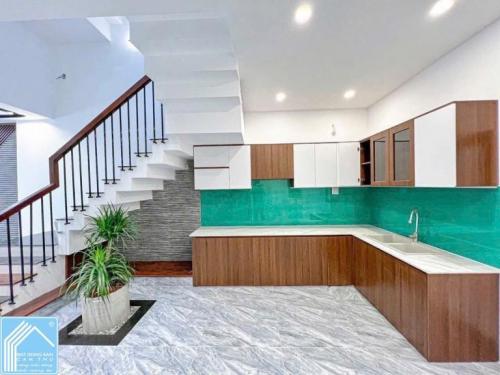 BÁN NHÀ 1 TRỆT 2 LẦU ĐƯỜNG SỐ 4 KDC LONG THỊNH - P. HƯNG PHÚ - TP CẦN THƠ