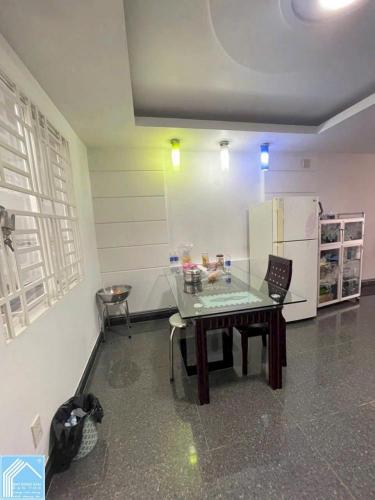 Bán Nhà 1 Trệt 2 Lầu đường số 9 KDC Công Ty 8 - Gần Bệnh Viện Hoàn Mỹ