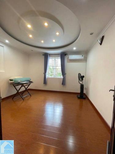 Bán Nhà 1 Trệt 2 Lầu đường số 9 KDC Công Ty 8 - Gần Bệnh Viện Hoàn Mỹ