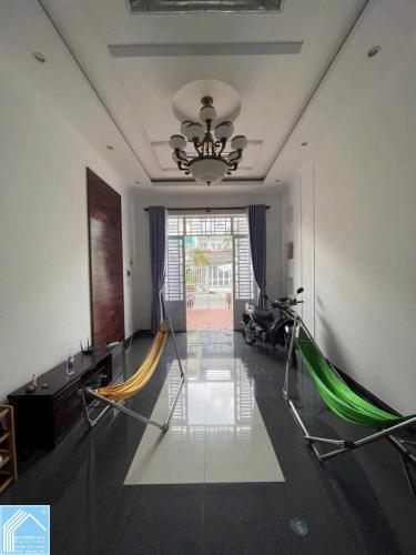 Bán Nhà 1 Trệt 2 Lầu đường số 9 KDC Công Ty 8 - Gần Bệnh Viện Hoàn Mỹ