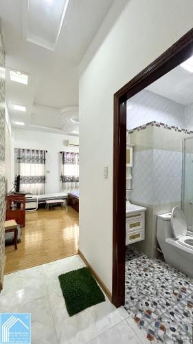 Bán nhà 1 trệt 2 lầu đường xuân thuỷ kdc hồng phát - đoạn gần trần hoàng na