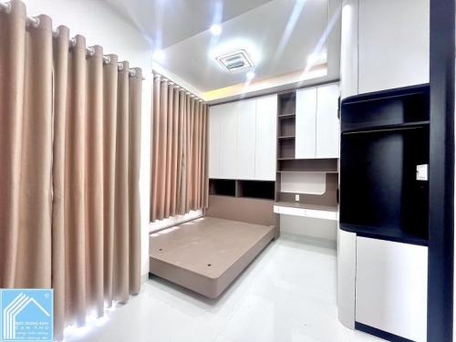 Bán Nhà 1 Trệt 2 Lầu Góc 2 Mặt tiền - cách Hồ Bún Xáng 50m, P.Tân An, TP.Cần Thơ 