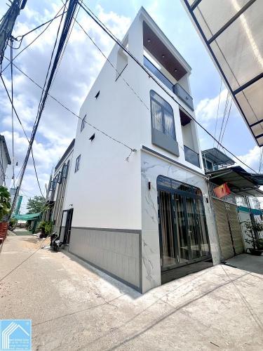 Bán Nhà 1 Trệt 2 Lầu Góc 2 Mặt tiền - cách Hồ Bún Xáng 50m, P.Tân An, TP.Cần Thơ 