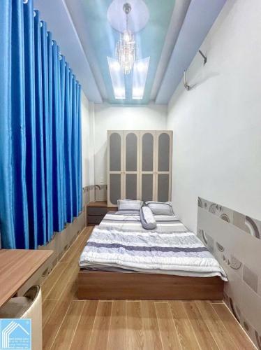 Bán Nhà 1 Trệt 2 Lầu Góc 2 Mặt tiền hẻm 11 đường Nguyễn Văn Linh - Gần Bệnh viện ĐKTW