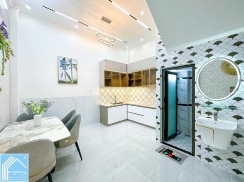 Bán Nhà 1 Trệt 2 Lầu hẻm 11 đường Nguyễn Văn Linh 150m - Gần Trường ĐH Y Dược, ĐH Cần Thơ