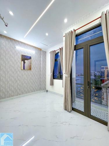 Bán Nhà 1 Trệt 2 Lầu hẻm 11 đường Nguyễn Văn Linh 150m - Gần Trường ĐH Y Dược, ĐH Cần Thơ