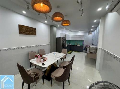 Bán Nhà 1 Trệt 2 Lầu KDC đường Trần Khánh Dư - Đối diện Vincom Xuân Khánh, P.Ninh Kiều