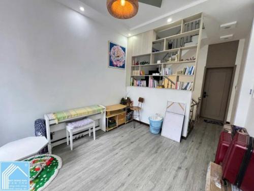 Bán nhà 1 trệt 2 lầu kdc đường trần khánh dư - đối diện vincom xuân khánh, p.ninh kiều, cần thơ