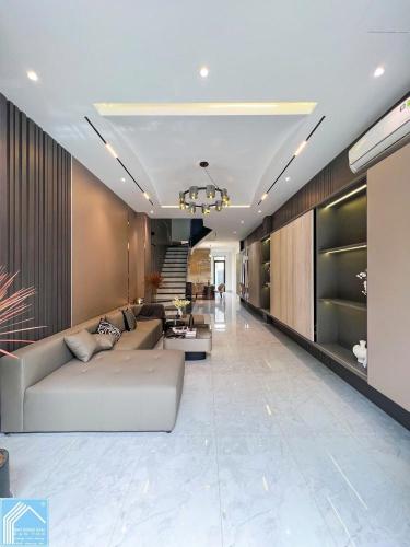 Bán Nhà 1 Trệt 2 Lầu Sân thượng đường B2 KDC 91B 