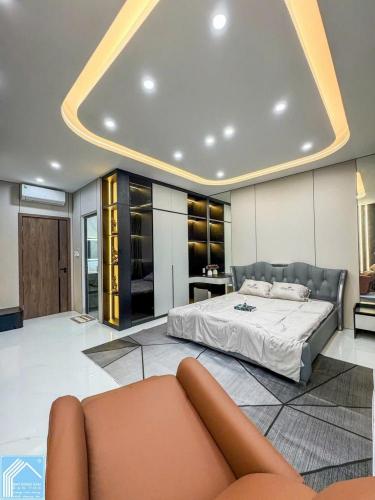 Bán Nhà 1 Trệt 2 Lầu số 122 đường D4 KDC Hồng Loan Cần Thơ