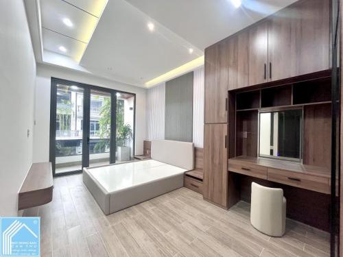  Bán Nhà 1 Trệt 2 Lầu số 32 đường D7 KDC Hồng Loan Cần Thơ
