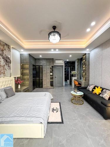 Bán Nhà 1 Trệt 2 Lầu số 37 đường D33 KDC Hồng Loan Cần Thơ