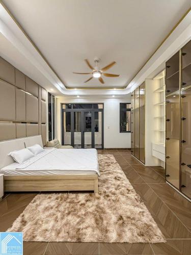 Bán Nhà 1 Trệt 2 Lầu Số 65 đường D1 KDC Hồng Loan Cần Thơ