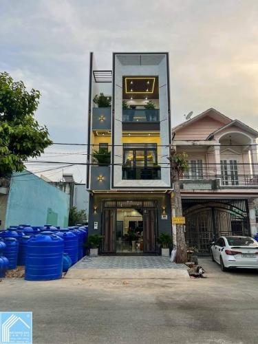 Bán Nhà 1 Trệt 2 Lầu Số 66 đường D4 KDC Hồng Loan Cần Thơ