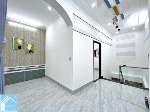 Bán Nhà 1 Trệt 2 Lầu Trục chính hẻm 567 Hồ Bún Xáng - Cách ĐHCT 250m, P.Tân An