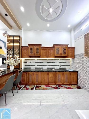 Bán Nhà 1 Trệt 2 Lầu Trục chính hẻm 567 Hồ Bún Xáng - Cách ĐHCT 250m, P.Tân An