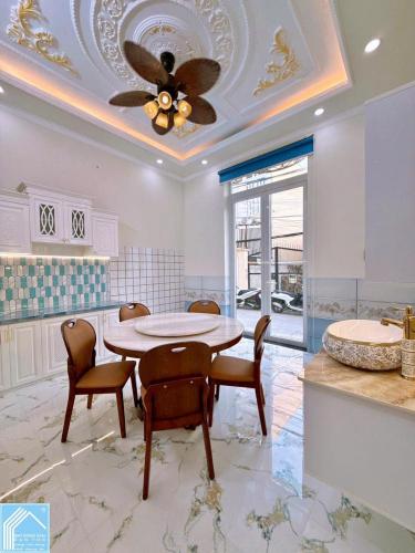 Bán Nhà 1 Trệt 2 Lầu Trục chính hẻm Liên tổ 3-4 - cách Nguyễn Văn Cừ 150m - Gần ĐHYD