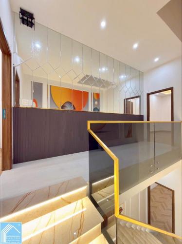 Bán Nhà 1 Trệt 2 Lầu Trục chính số 71 đường D1 KDC Hồng Loan Cần Thơ