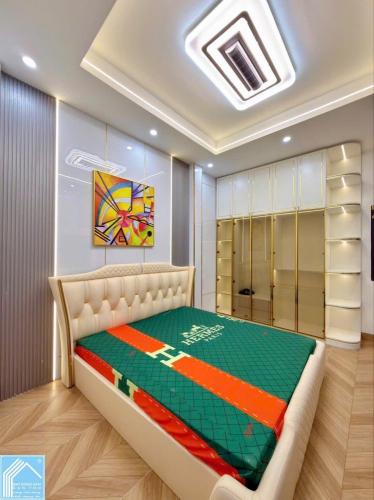 Bán Nhà 1 Trệt 2 Lầu Trục chính số 71 đường D1 KDC Hồng Loan Cần Thơ