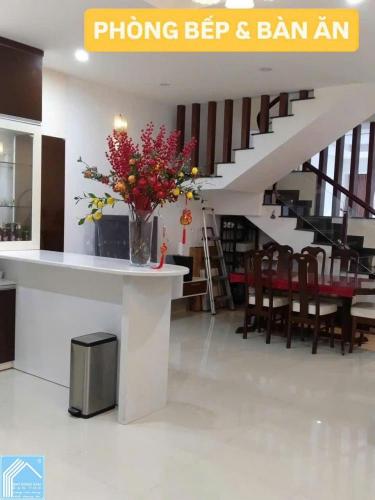 BÁN NHÀ 1 TRỆT 3 LẦU ĐƯỜNG 26 KHU CÔNG TY 8 - P HƯNG PHÚ - CẦN THƠ.