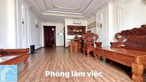 Bán Nhà 1 Trệt 3 Lầu đường D6 KDC Hồng Loan Cần Thơ 