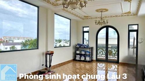 Bán Nhà 1 Trệt 3 Lầu đường D6 KDC Hồng Loan Cần Thơ 