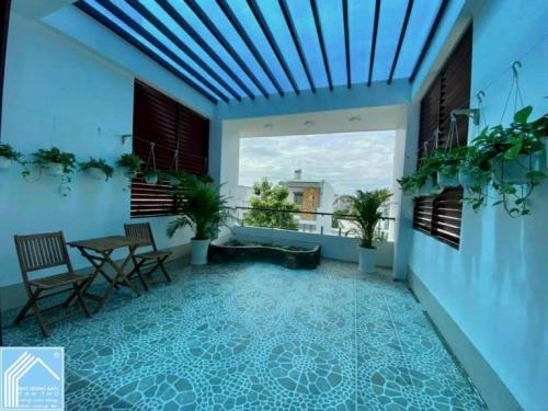 Bán Nhà 1 Trệt 3 Lầu đường Ngô Sĩ Liên Trục chính KDC MeTro, P.Tân An, Cần Thơ