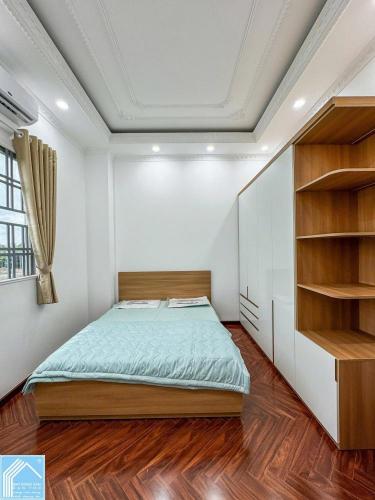 Bán Nhà 1 Trệt 3 Lầu Mặt tiền đường Nguyễn Văn Trỗi - Cặp Vách ĐH Cần Thơ