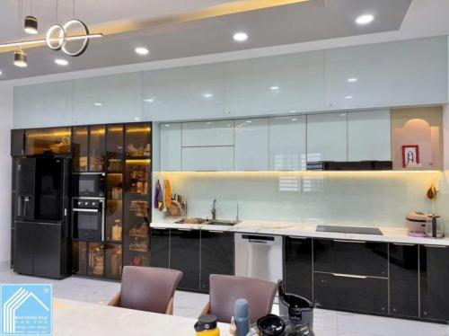 Bán Nhà 1 Trệt 3 Lầu Sân thượng đường D24 KDC Hồng Loan - Gần Quốc Lộ & Trần Hoàng Na