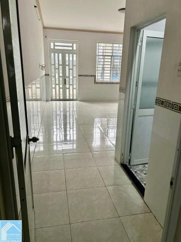 Bán Nhà 1 Trệt 3 Lầu số 69A đường Bùi Quang Trinh KDC Phú An, P.Hưng Phú